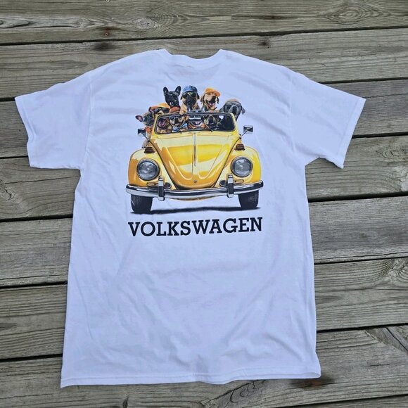 Volkswagen Bettle VW Dogs In Bug Officially Licensed T-Shirt Men's Large NWT - Picture 1 of 6